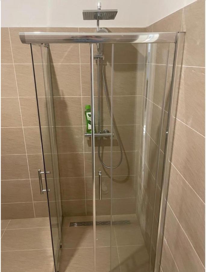Merdian Aparthotel Near Hauptbahnhof Wien Luaran gambar